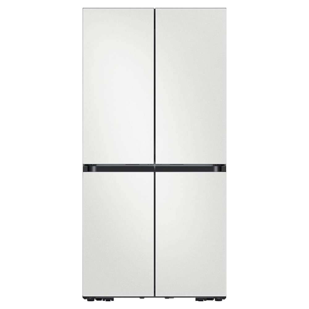 삼성 비스포크 RM70F64R1A는 디자인과 실용성을 모두 갖춘 4도어 냉장고입니다. 다양한 패널과 색상으로 당신의 주방에 딱 맞는 스타일을 완성할 수 있습니다. 넉넉한 용량과 스마트한 기능으로 편리함을 더한 이 제품으로 주방의 품격을 높여보세요. 후회 없는 선택이 될 것입니다.